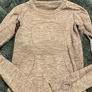 Swiftly tech long sleeve 4